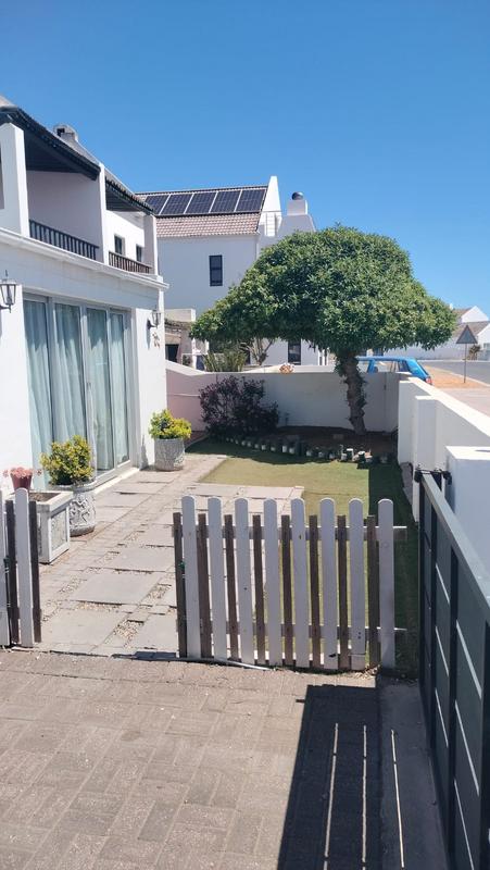 4 Bedroom Property for Sale in Flagship Western Cape